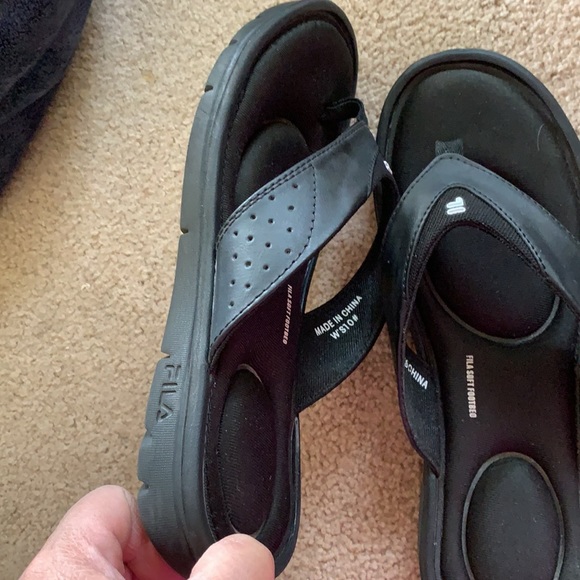 Fila sandals - Picture 4 of 4